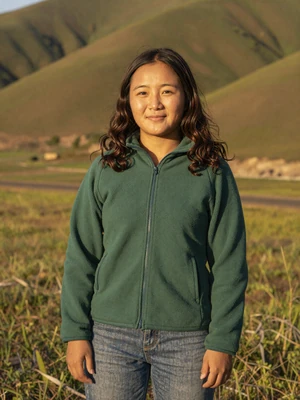 Oyungerel, 29, Mongolian woman veterinarian in Erdenet - meet Mongolian singles